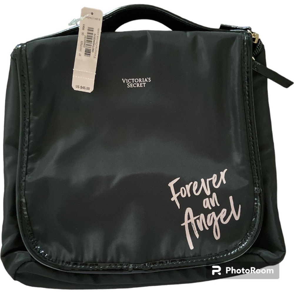 NWT Victoria’s Secret Hanging Travel Toiletry Bag